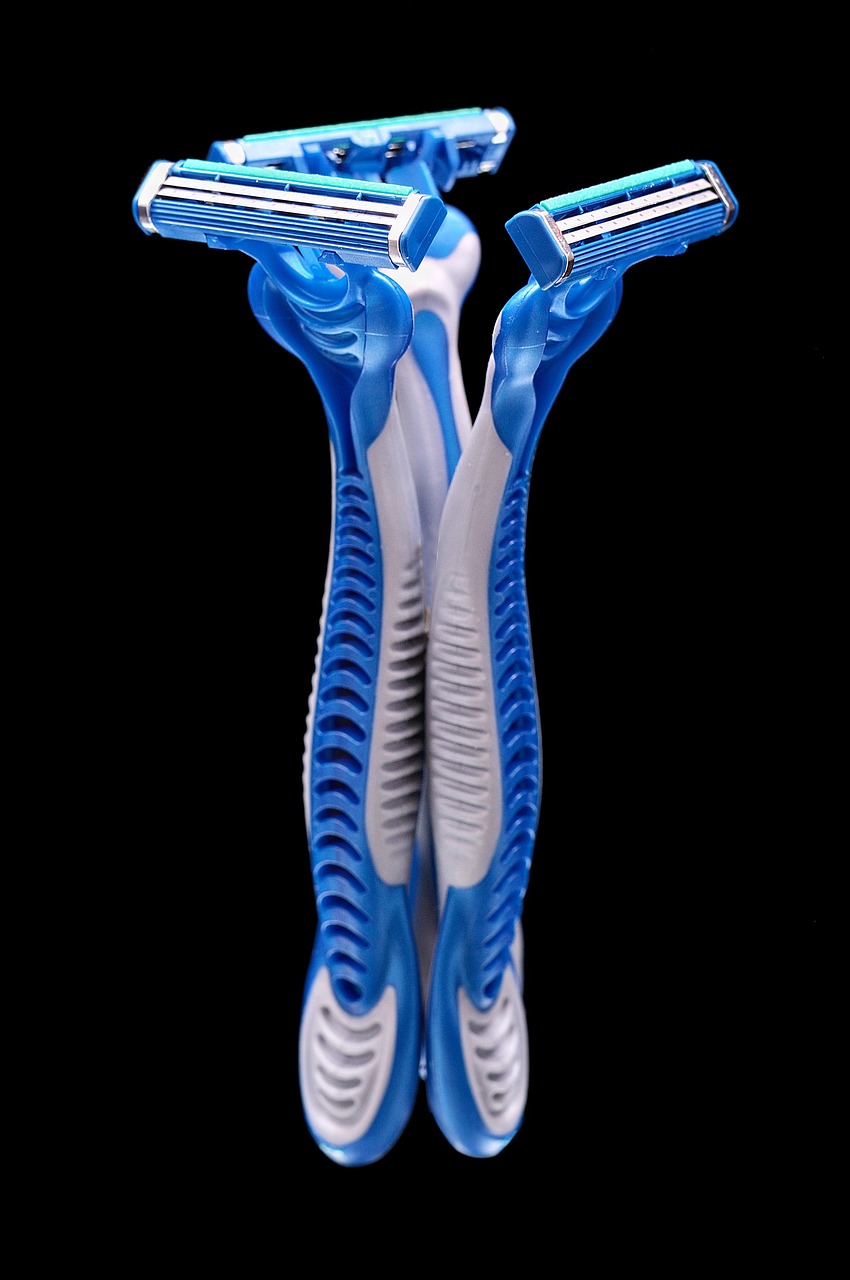 髭脱毛後に剃りにくい理由と対策は？