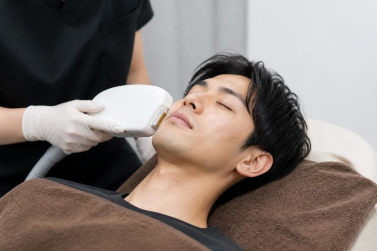 ヒゲ脱毛で赤みが出た場合、いつまで続く？